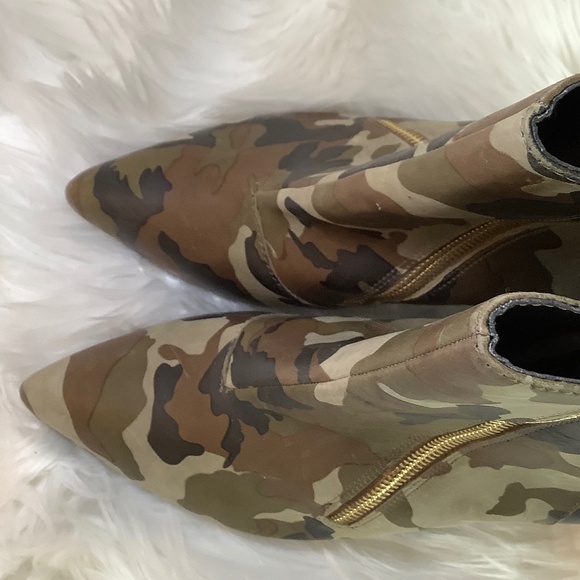 Steve Madden Daaring Camo Wedge Bootie - Picture 2 of 5